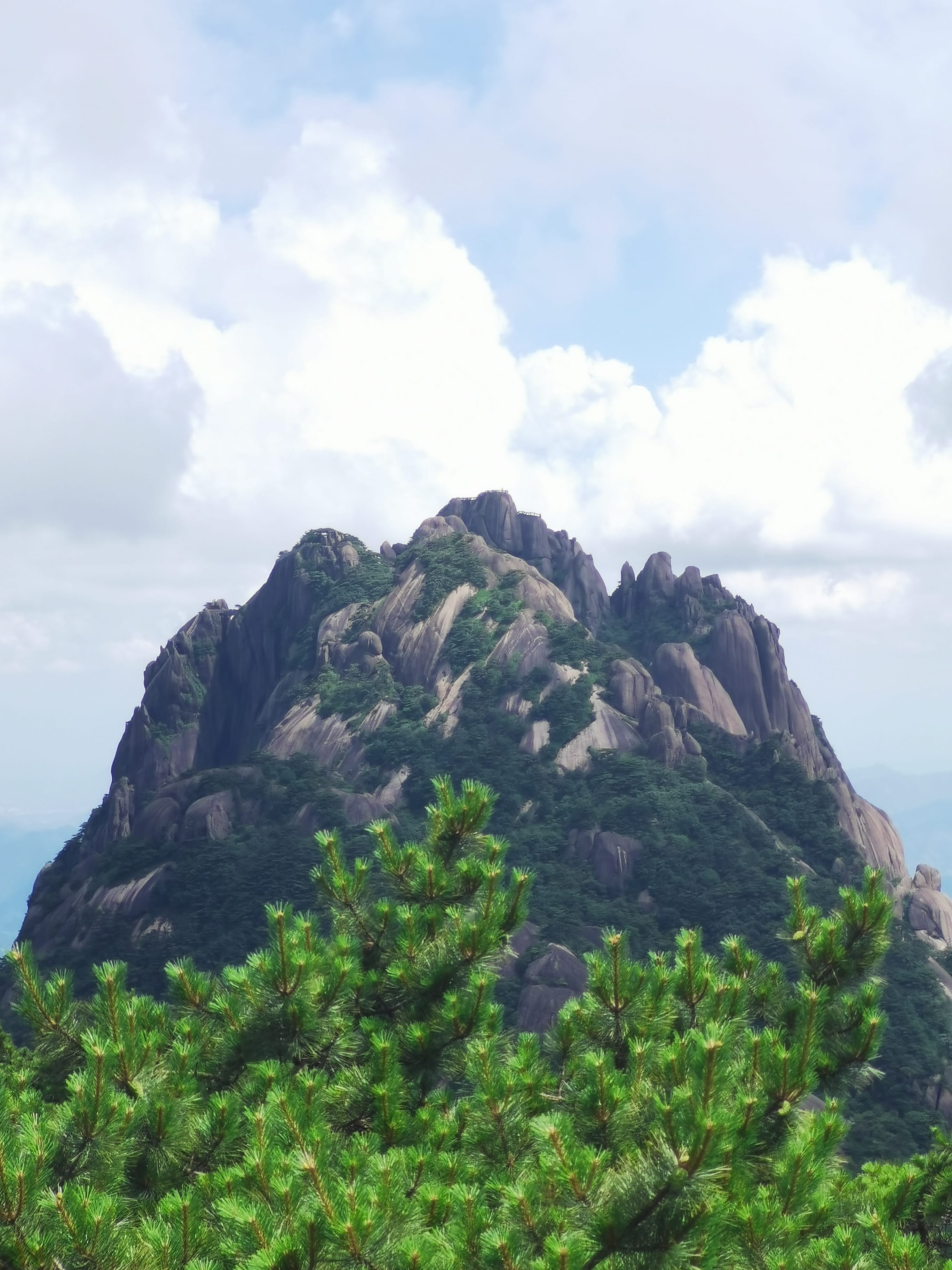 本人拍摄的莲花峰